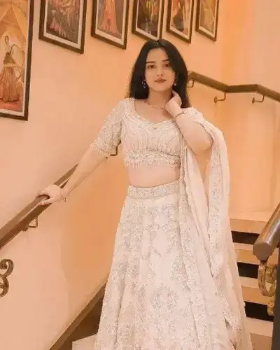 Escort Service In Manali